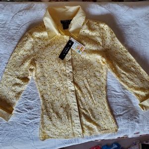 SARA I. Yellow Blouse/Button up